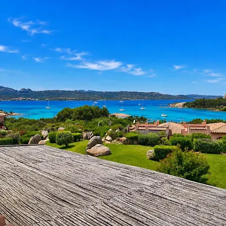 One-bedroom Sea View With Sunset Terrace 2-3 度假居 *