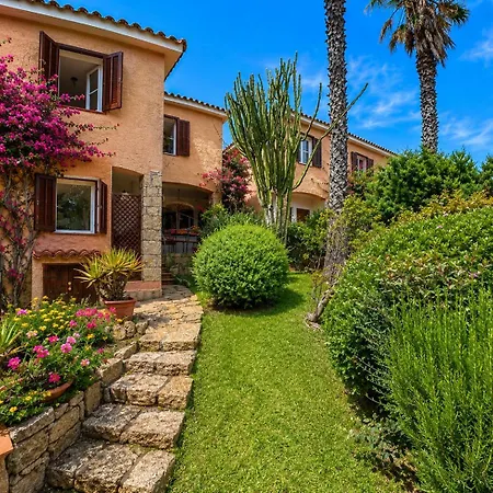 One-bedroom Sea View With Sunset Terrace 2-3 Vakantiehuis Baja Sardinia