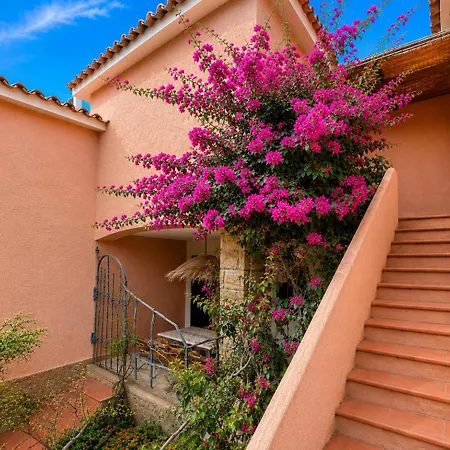 Vakantiehuis One-bedroom Sea View With Sunset Terrace 2-3